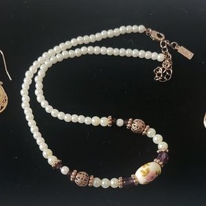 Pearl necklace and earrings floral center bead